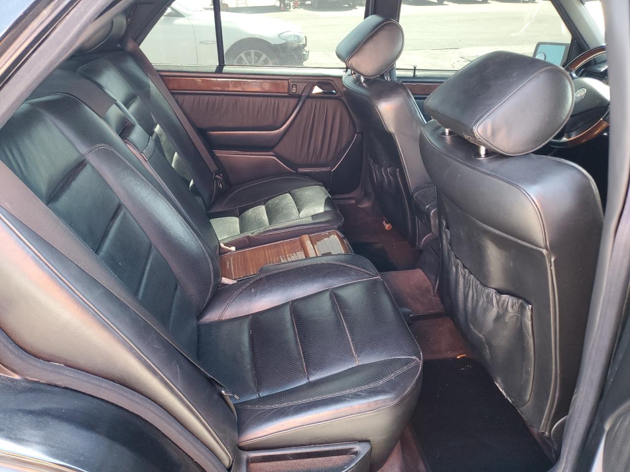 1994 Mercedes-Benz E 420 VIN: WDBEA34E6RC103296 Lot: 57000855