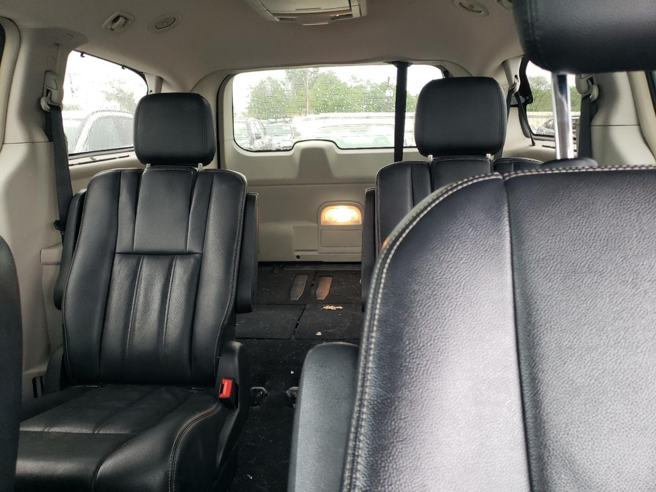 2014 Chrysler Town & Country Touring L VIN: 2C4RC1CG0ER188853 Lot: 56695955