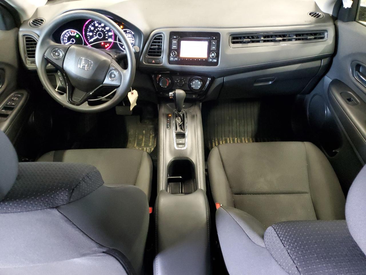 2020 Honda Hr-V Lx VIN: 3CZRU6H3XLM715554 Lot: 56379375