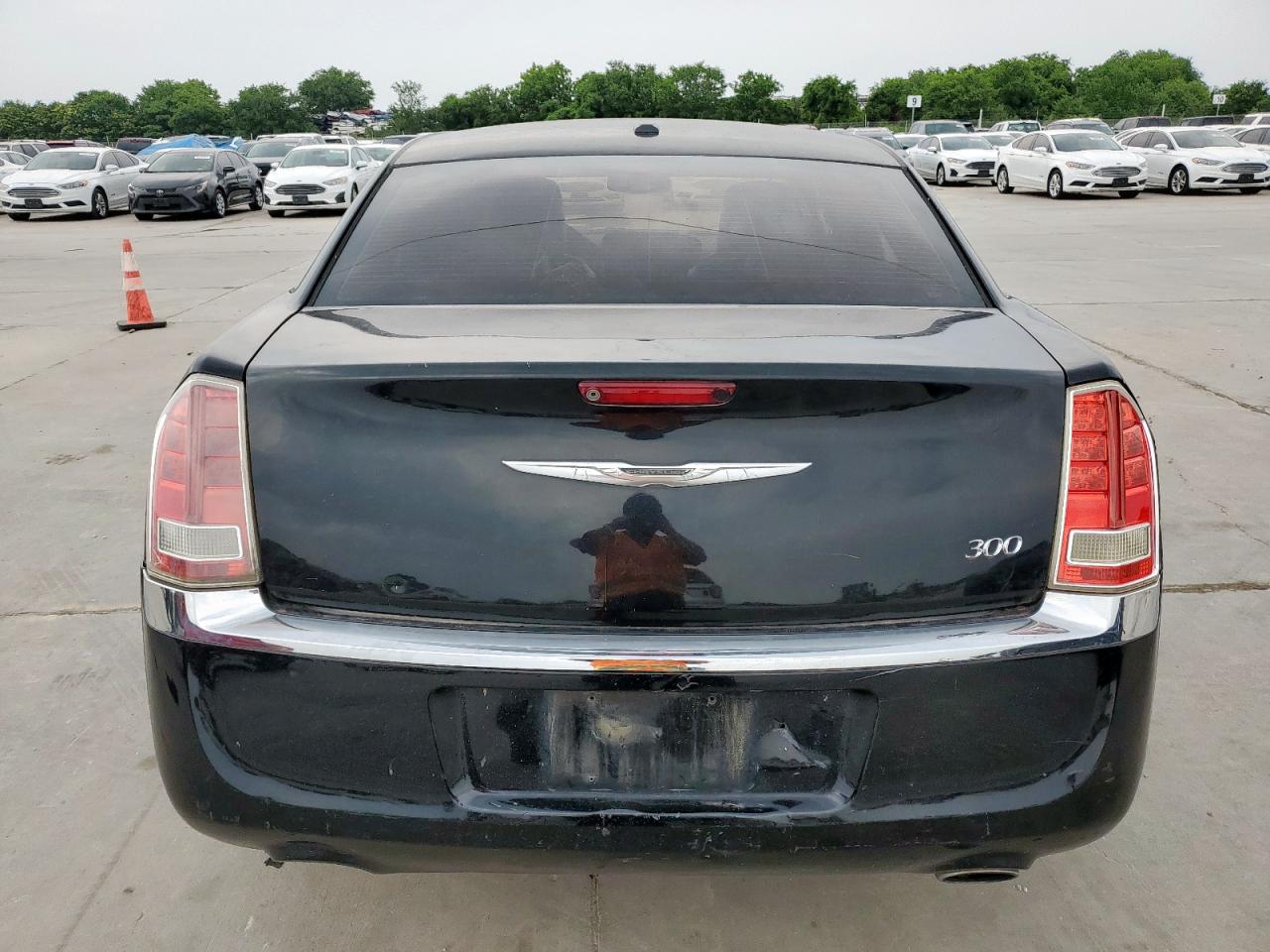 2014 Chrysler 300 VIN: 2C3CCARG4EH232893 Lot: 57483065