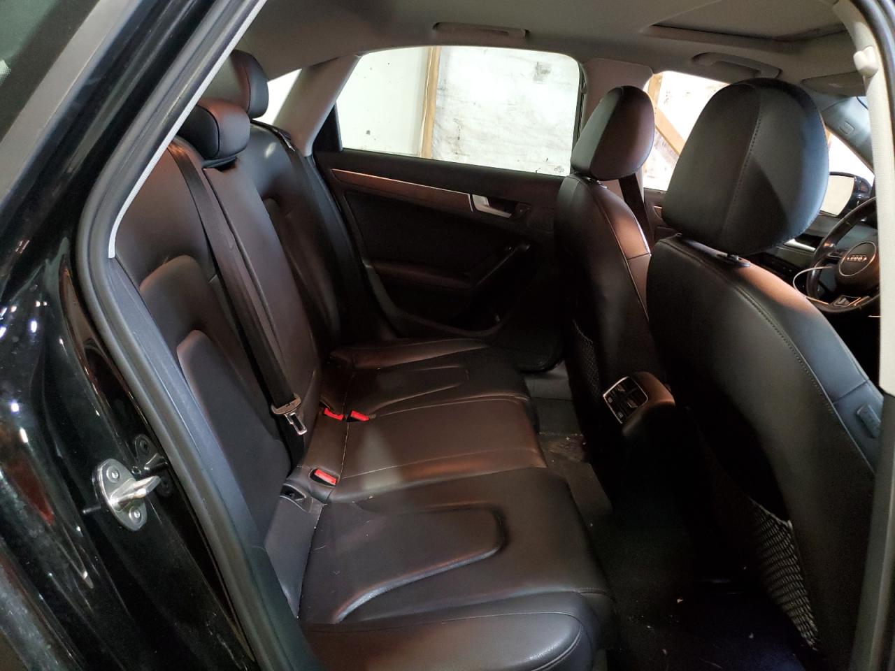 2015 Audi A4 Premium Plus VIN: WAUFFAFLXFN014724 Lot: 57037575
