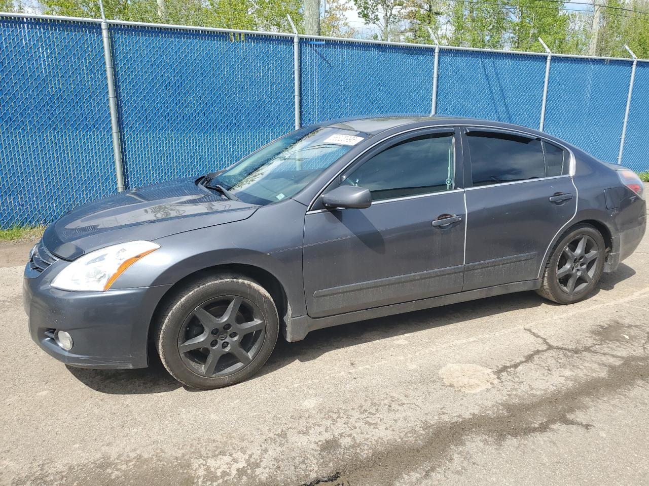 2012 Nissan Altima Base zu verkaufen in Moncton, NB - Minor Dent/Scratches