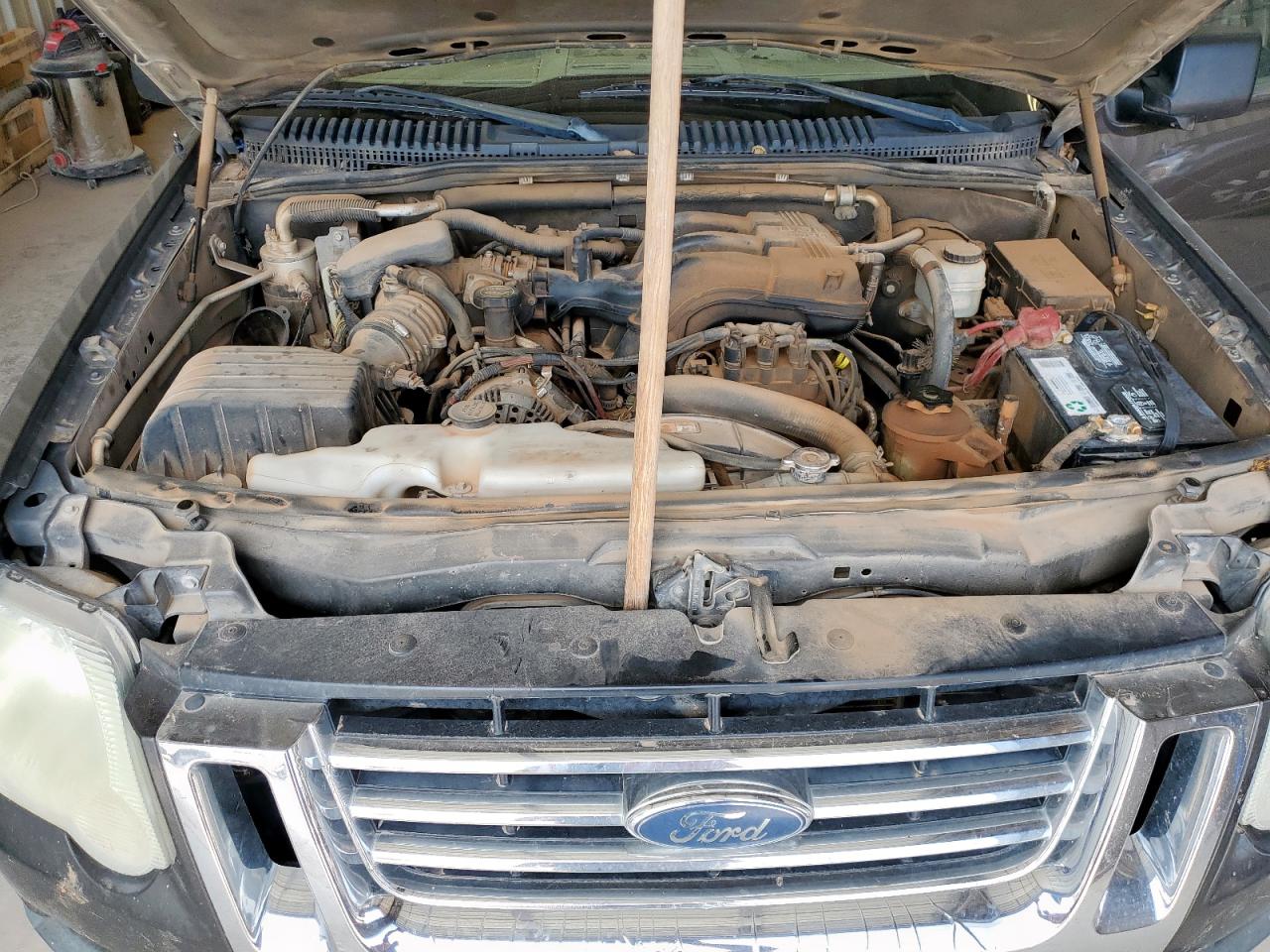 2007 Ford Explorer Sport Trac Xlt VIN: 1FMEU31K57UA64013 Lot: 57179715