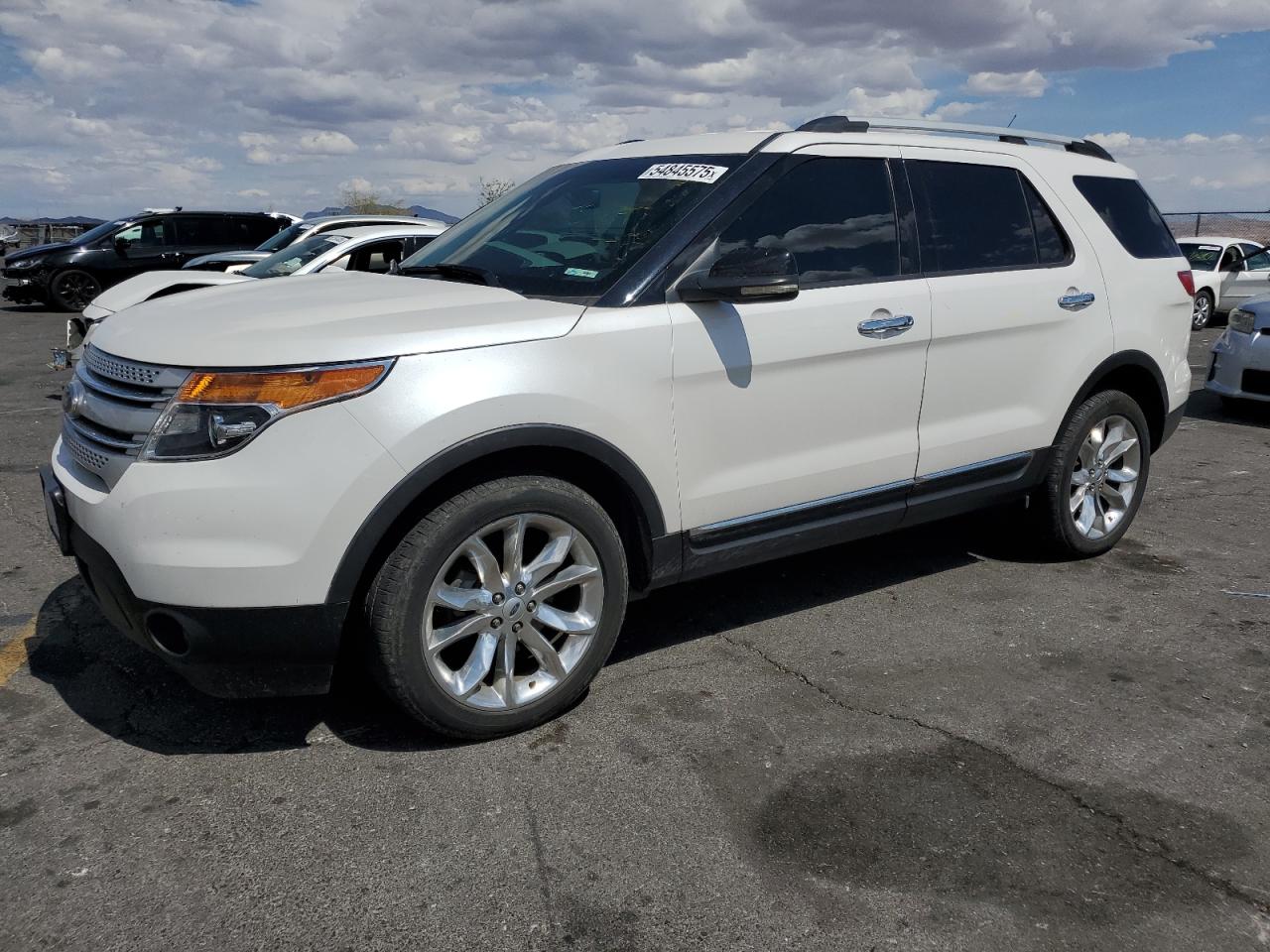 2013 Ford Explorer Xlt for Sale in North Las Vegas, NV - Side