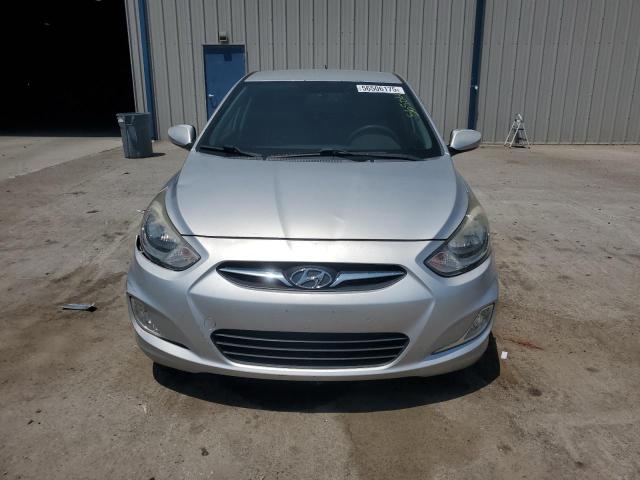  HYUNDAI ACCENT 2013 Srebrny