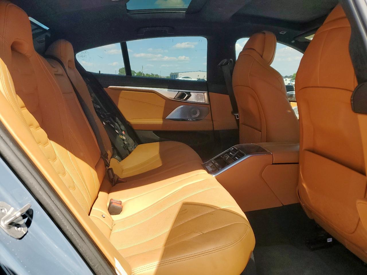 2022 BMW M850Xi VIN: WBAGV8C06NCH98097 Lot: 56796155