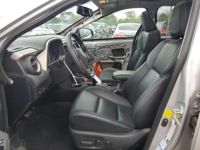  TOYOTA RAV4 2015 Srebrny