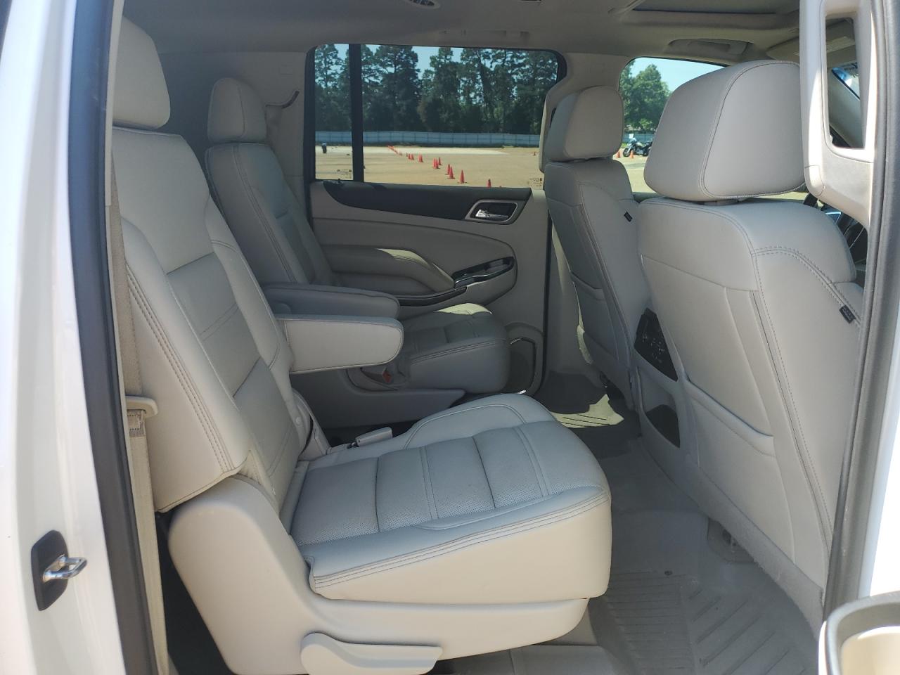 2019 GMC Yukon Xl Denali VIN: 1GKS1HKJXKR174820 Lot: 56588985