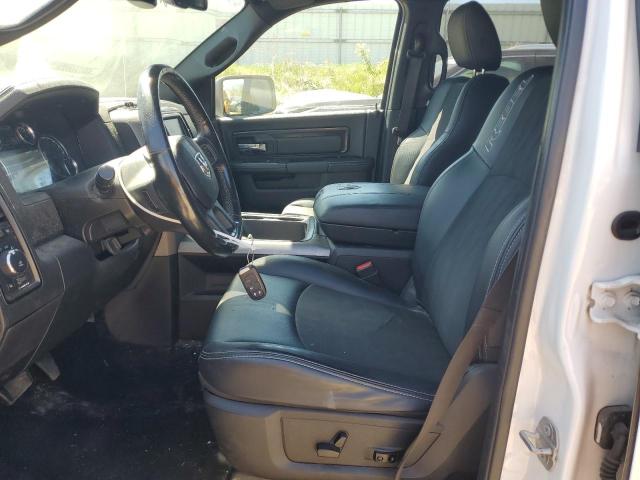Pickups RAM 1500 2017 Biały