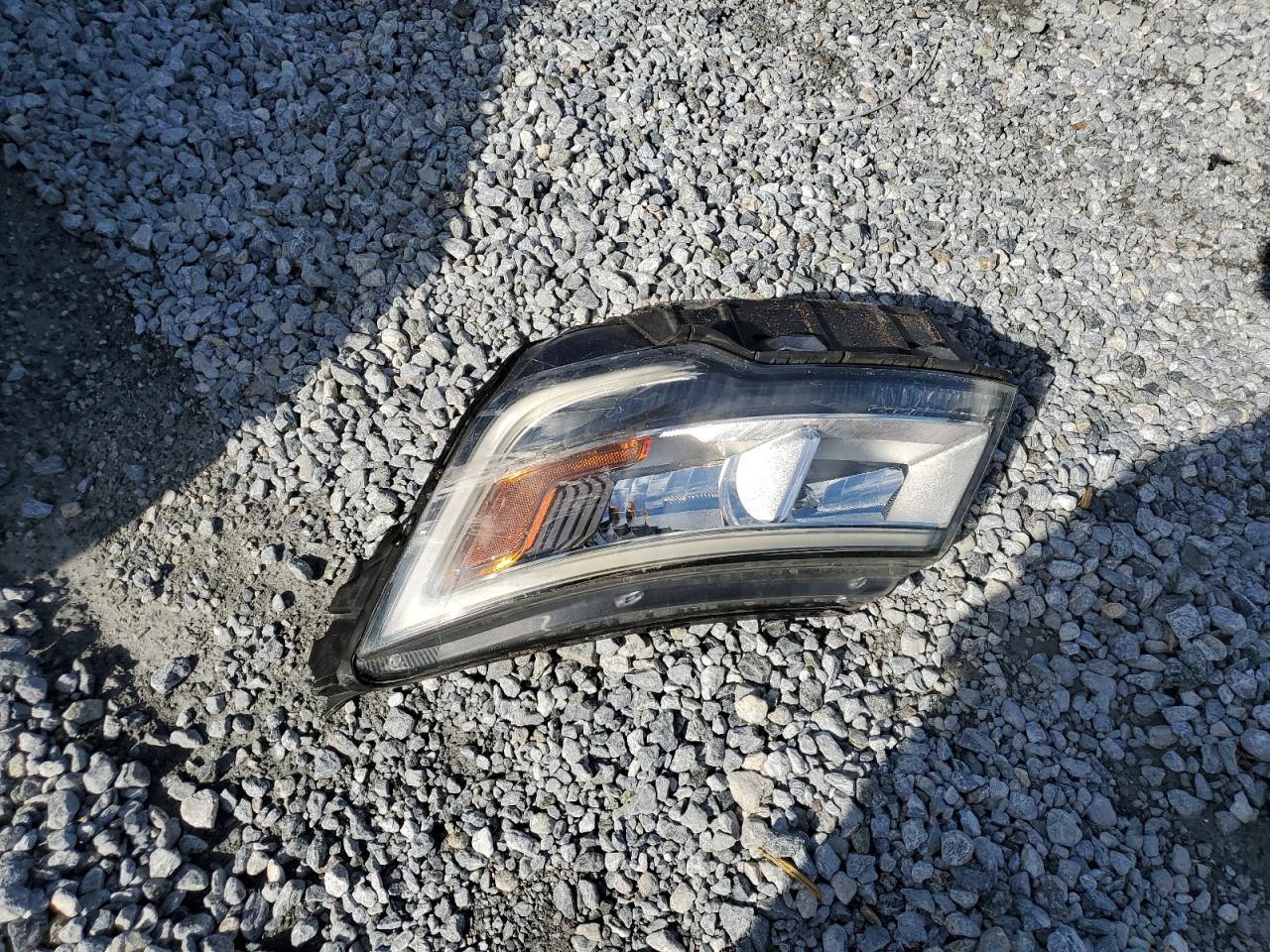 2017 Ford Explorer Platinum VIN: 1FM5K8HT9HGA01868 Lot: 56565135