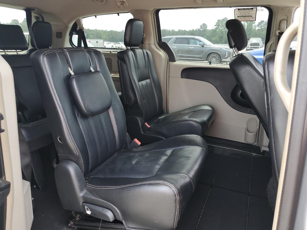 2013 Chrysler Town & Country Touring VIN: 2C4RC1BG9DR821186 Lot: 57153875