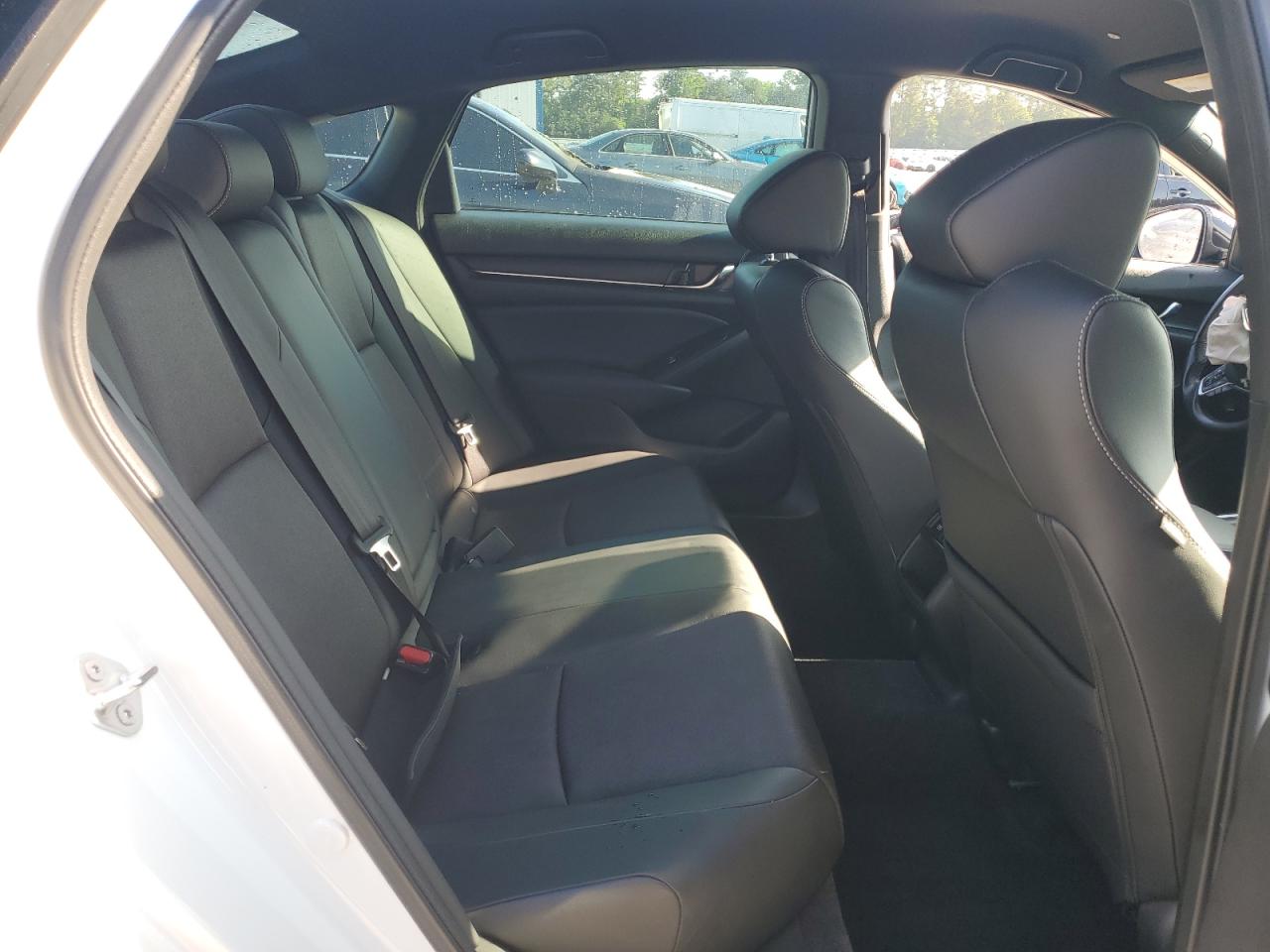 2022 Honda Accord Sport VIN: 1HGCV1F36NA103626 Lot: 56409155