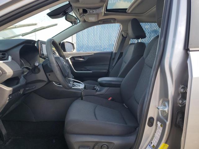  TOYOTA RAV4 2021 Srebrny