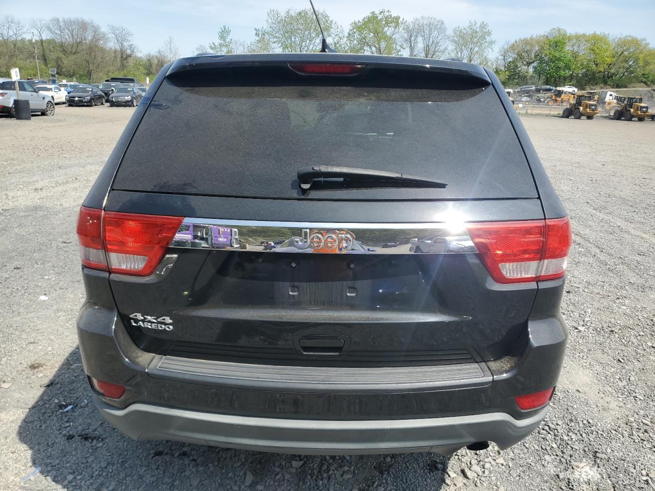 2013 Jeep Grand Cherokee Laredo VIN: 1C4RJFAG3DC571277 Lot: 54981915