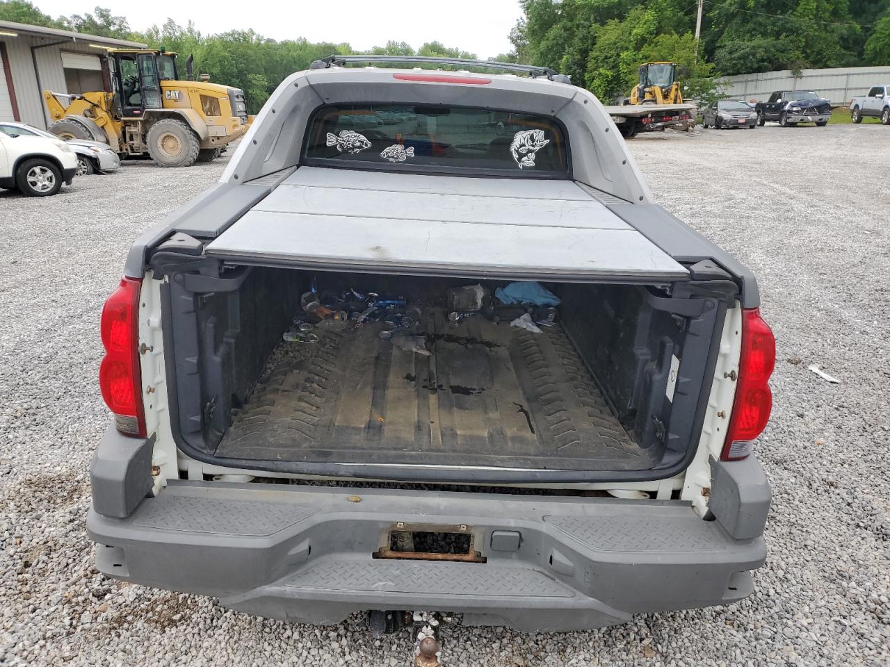 2002 Chevrolet Avalanche K1500 VIN: 3GNEK13T52G241389 Lot: 57113625