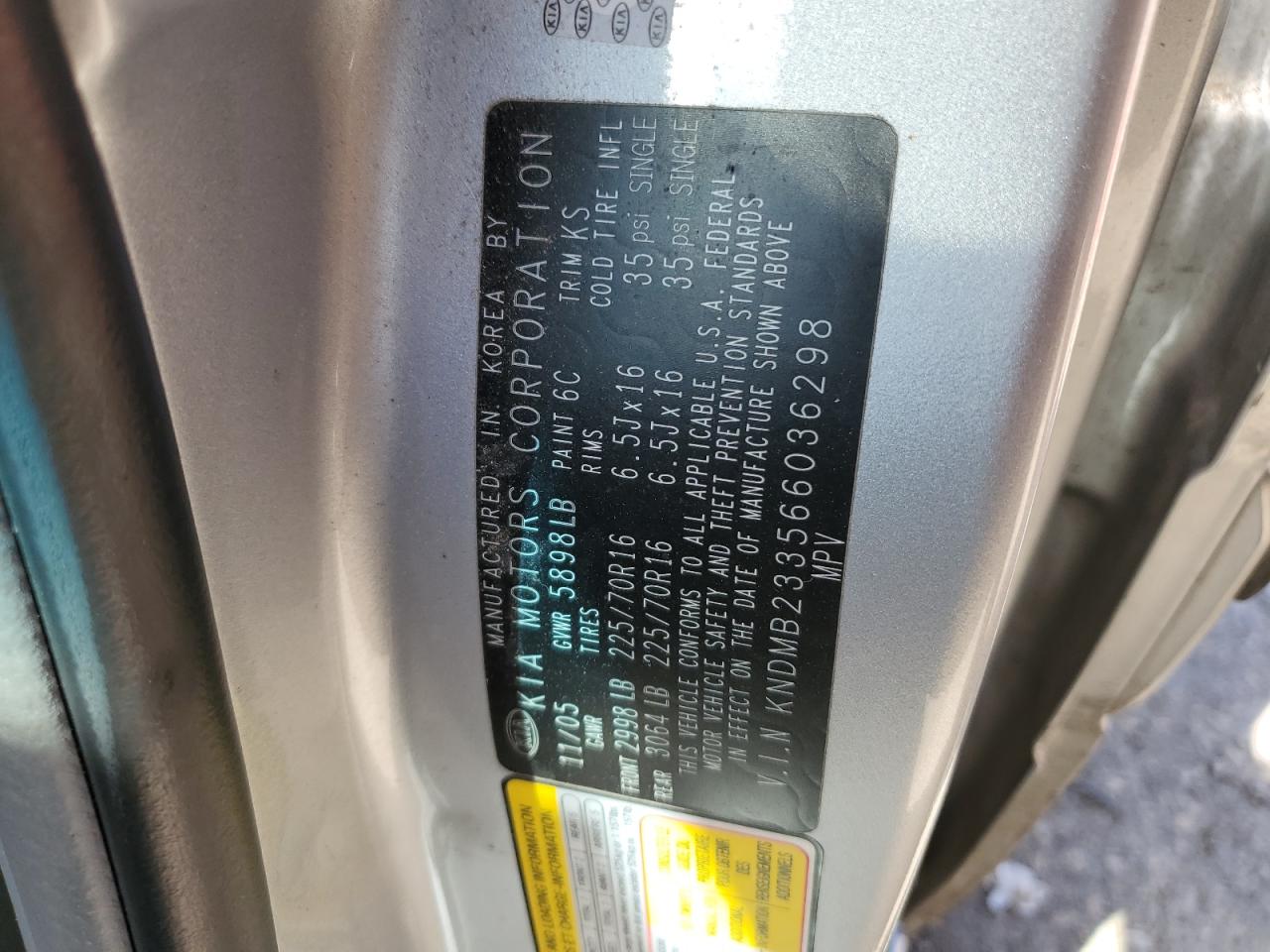 2006 Kia Sedona Ex VIN: KNDMB233566036298 Lot: 56822105
