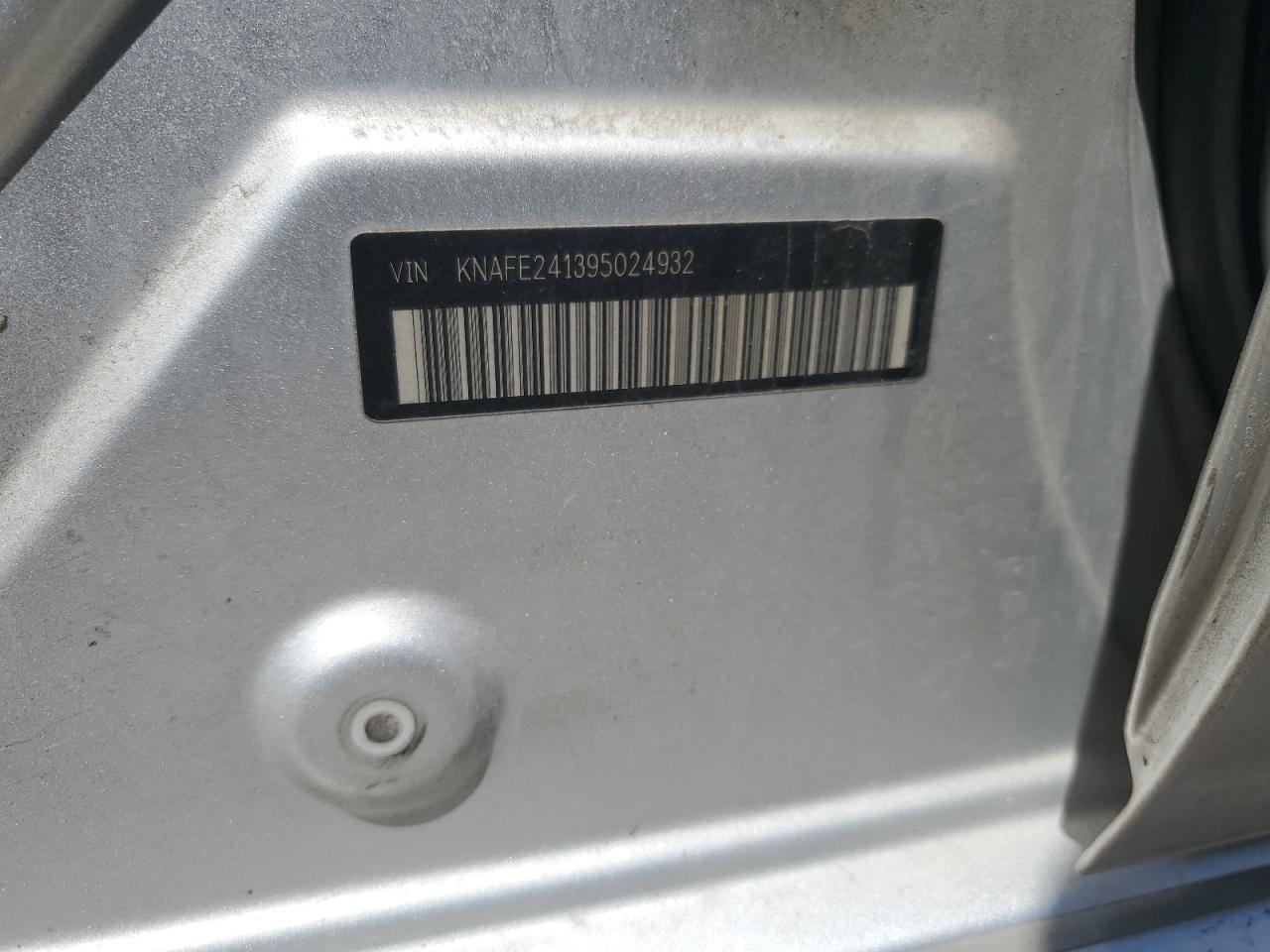 2009 Kia Spectra Sx VIN: KNAFE241395024932 Lot: 55971885