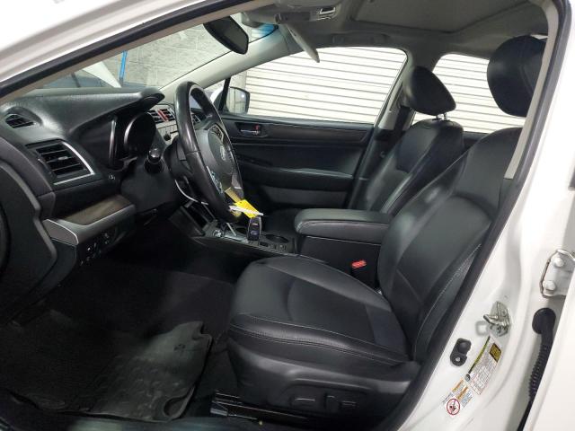  SUBARU LEGACY 2015 Белы