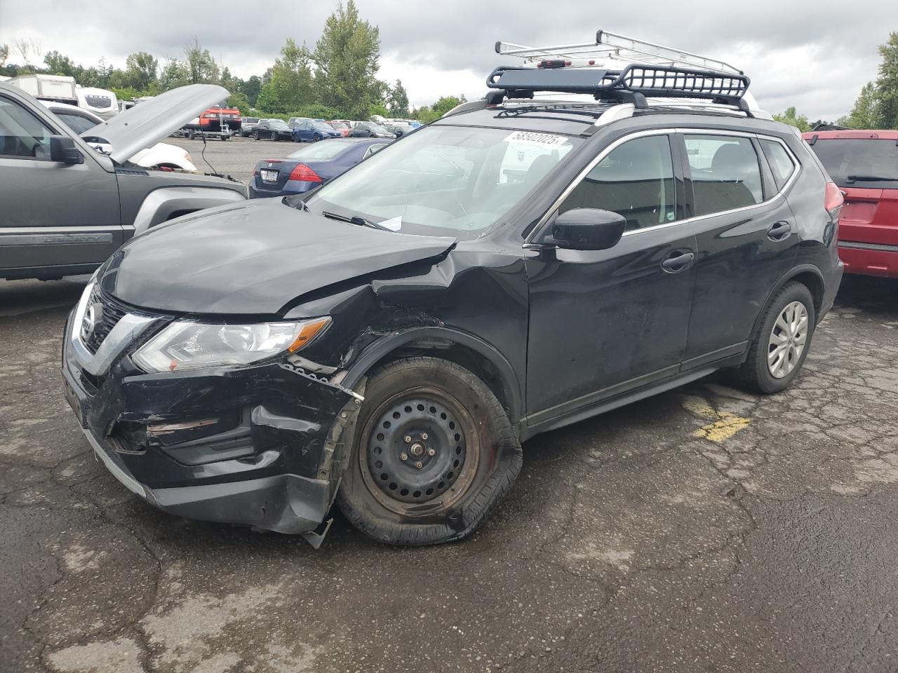 2017 Nissan Rogue Sv for Sale in Woodburn, OR - Front End