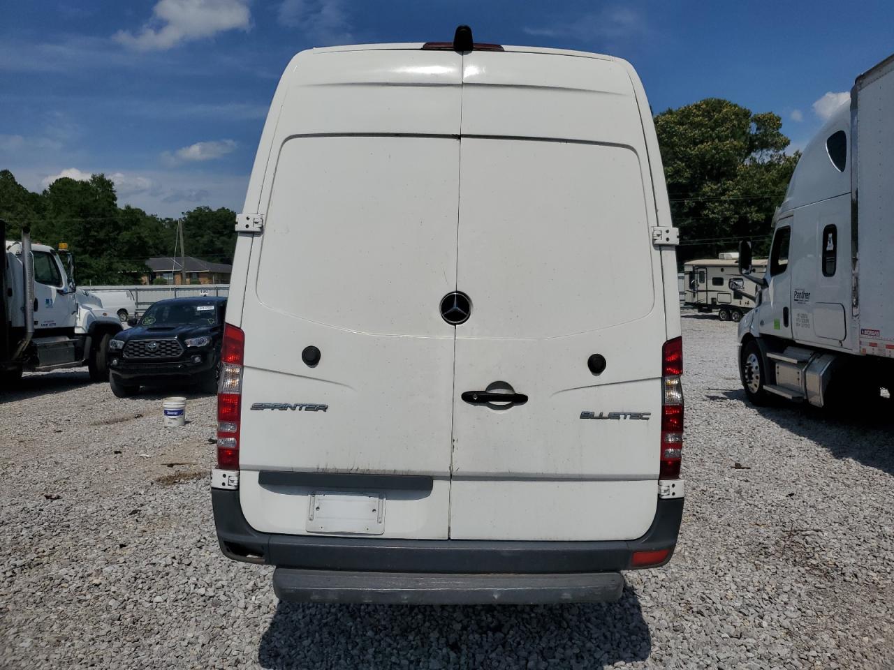 2014 Mercedes-Benz Sprinter 3500 VIN: WD3PF1DC3E5848031 Lot: 58869295