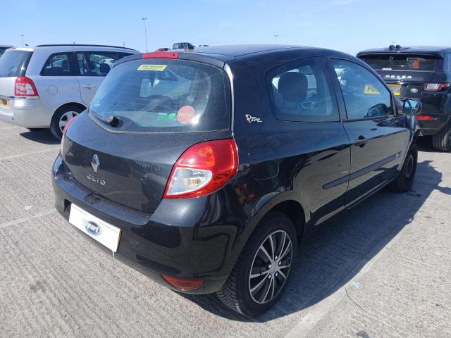 2011 RENAULT CLIO PZAZ
