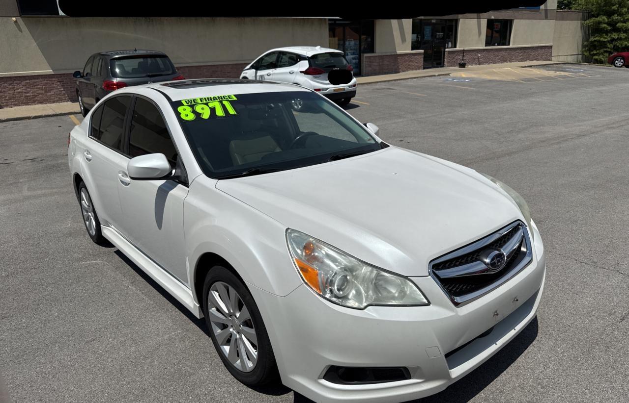 2011 Subaru Legacy 2.5I Limited na sprzedaż w Kansas City, KS - Normal Wear