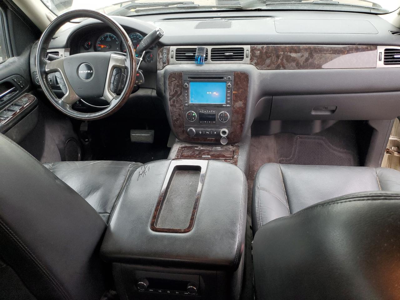 2011 GMC Sierra K1500 Denali VIN: 3GTP2XE28BG104939 Lot: 56920655