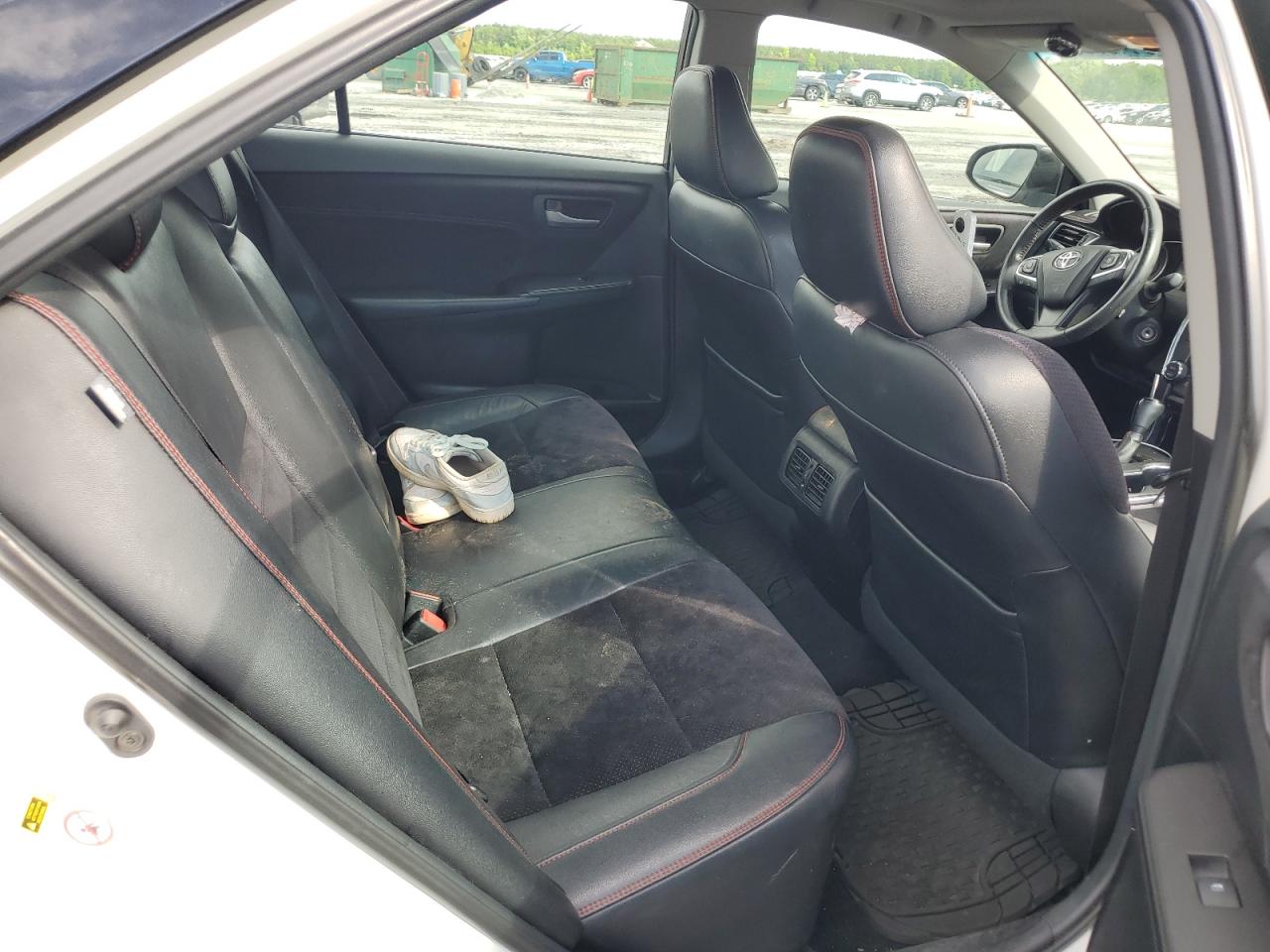 2015 Toyota Camry Le VIN: 4T1BF1FK3FU077268 Lot: 59143735