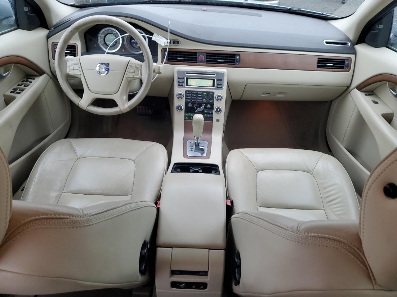 2010 Volvo Xc70 3.2 VIN: YV4960BZ3A1089525 Lot: 56838105