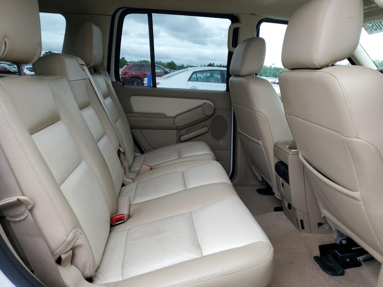 2008 Ford Explorer Eddie Bauer VIN: 1FMEU74808UA91743 Lot: 56076105