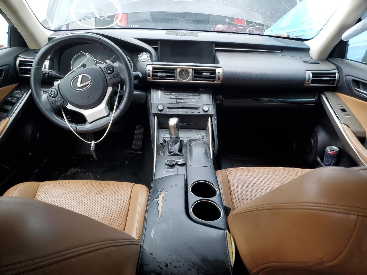 2015 Lexus IS - Image 8