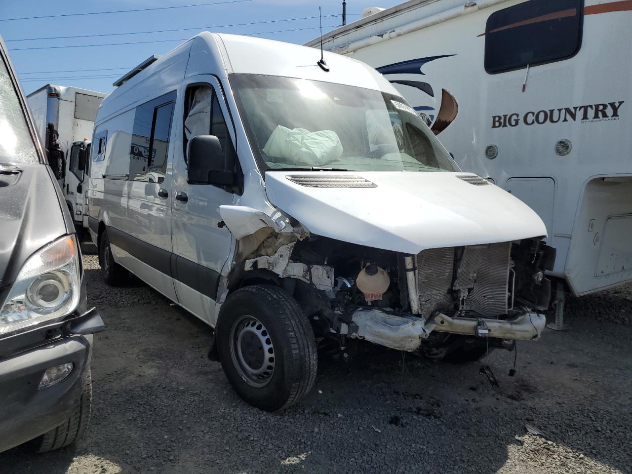 2021 Mercedes-Benz Sprinter 2500 na sprzedaż w Eugene, OR - Front End