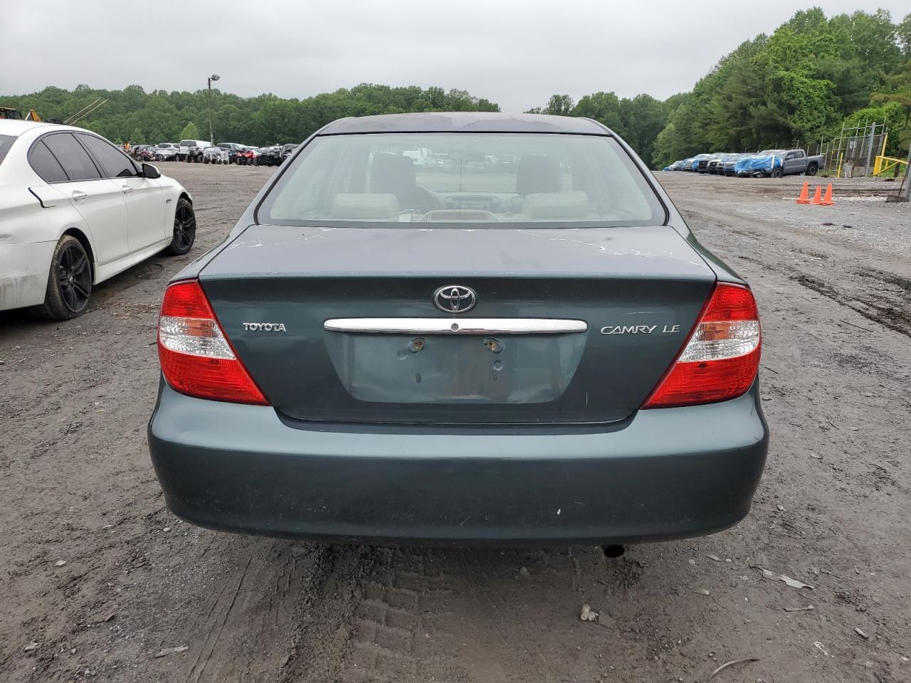 2003 Toyota Camry Le VIN: 4T1BE32K23U736313 Lot: 56417685
