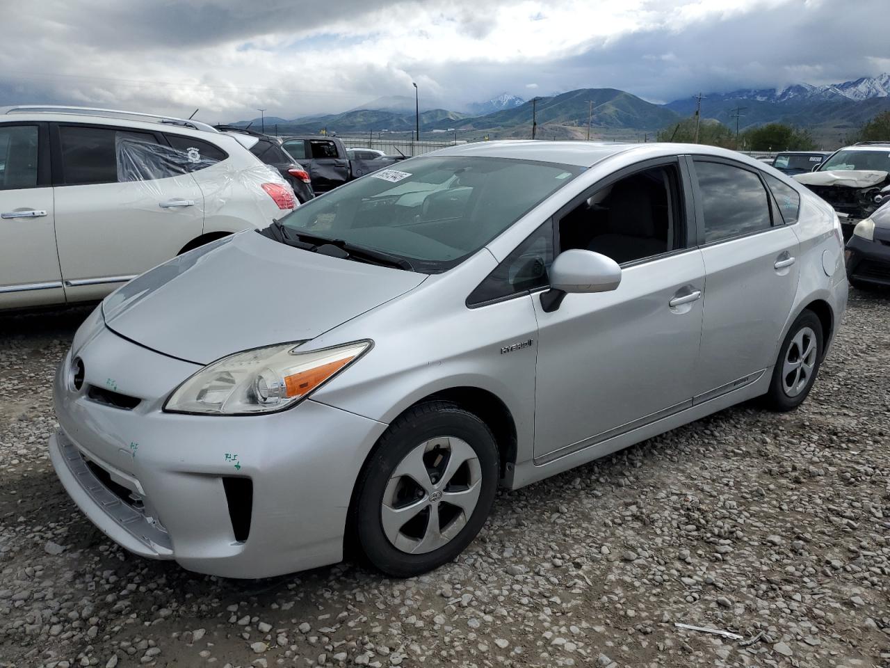 2014 Toyota Prius იყიდება Magna-ში, UT - Front End