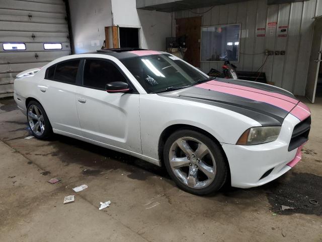 Sedans DODGE CHARGER 2013 White
