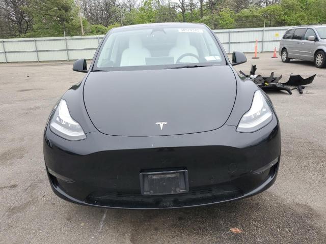  TESLA MODEL Y 2022 Черный