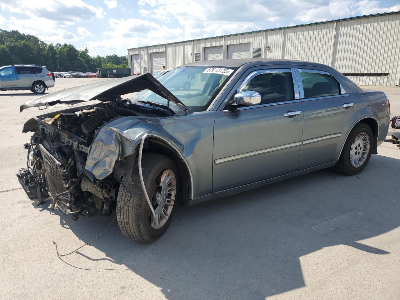2006 Chrysler 300 for Sale in Gaston, SC - Front End