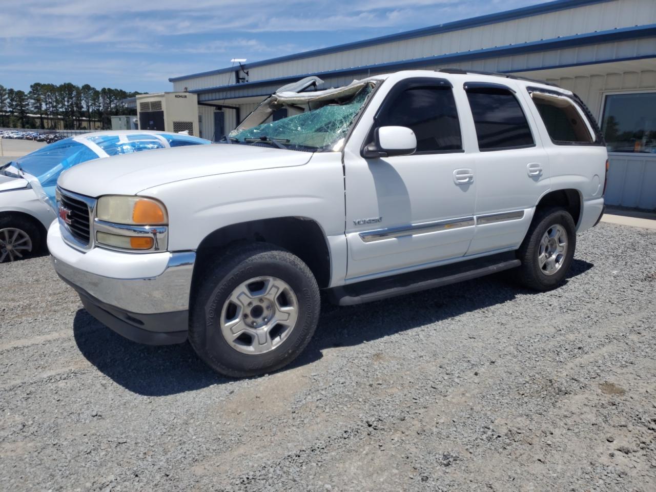 2005 Gmc Yukon for Sale in Lumberton, NC - Top/Roof