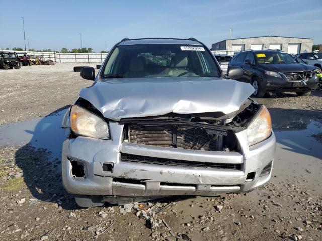  TOYOTA RAV4 2012 Серебристый