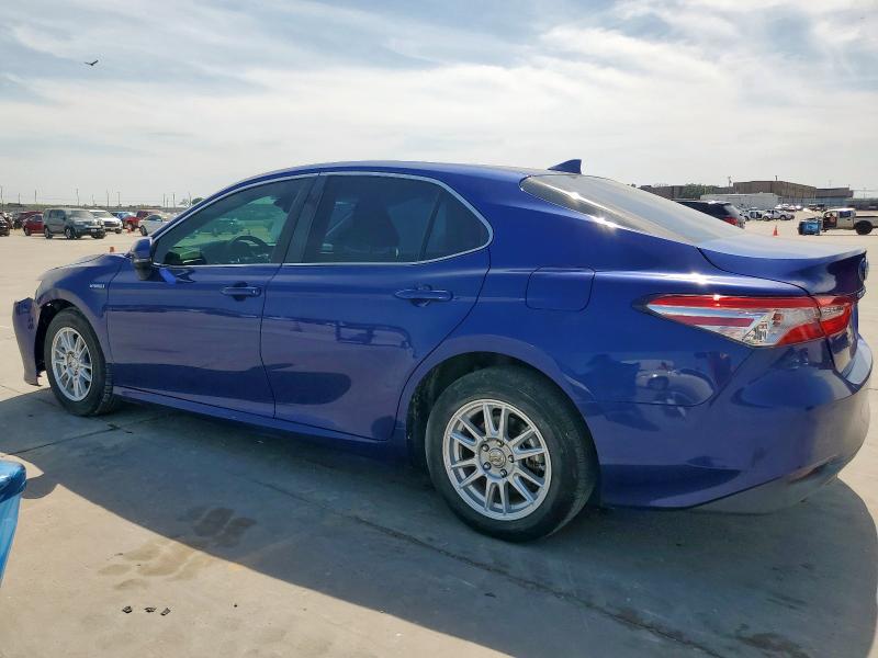  TOYOTA CAMRY 2018 Granatowy