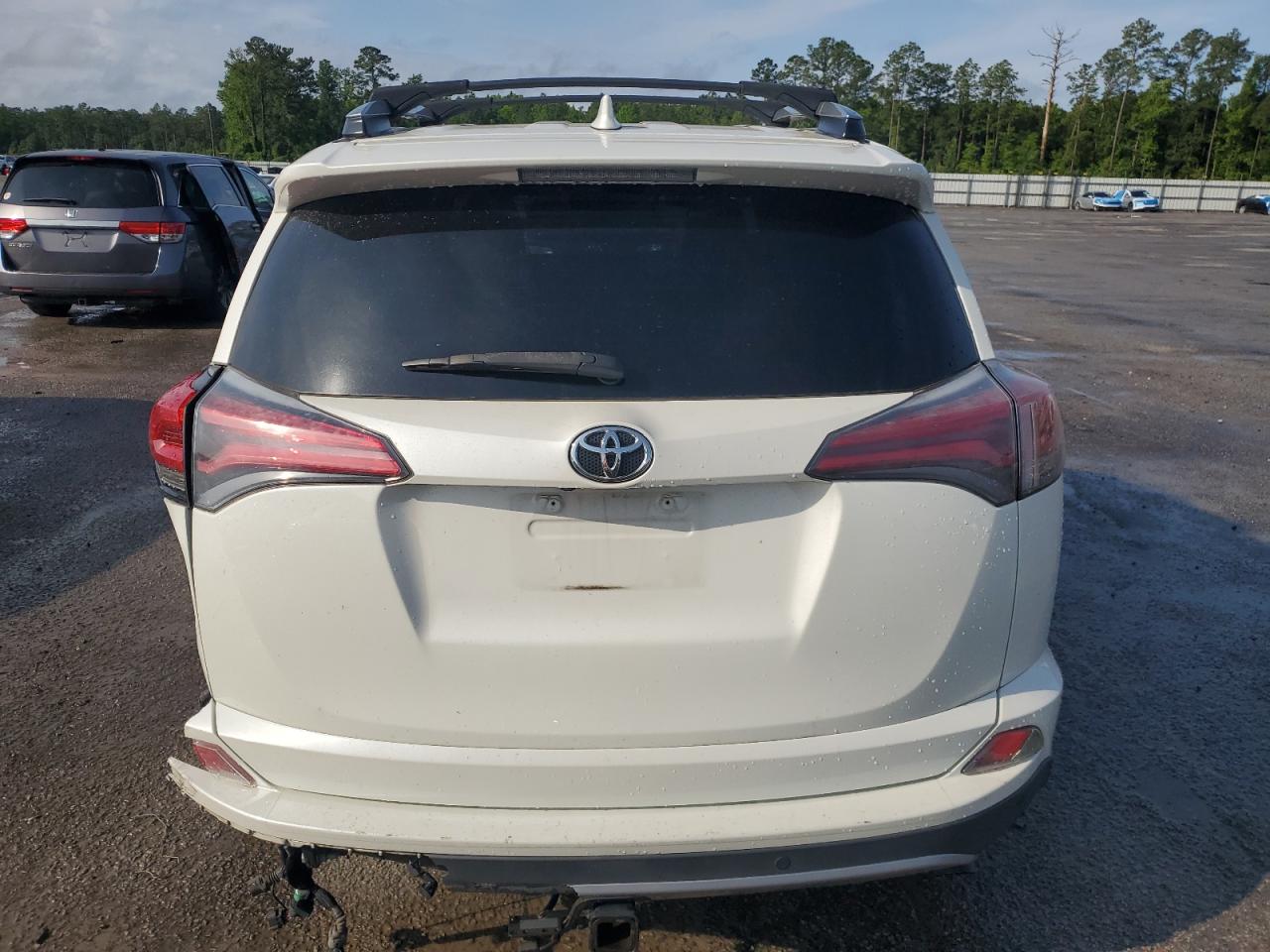 2017 Toyota Rav4 Limited VIN: 2T3DFREV5HW557504 Lot: 56407305