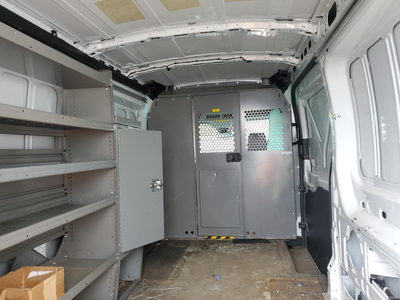 FORD TRANSIT 2019 VIN 1FTYR2CM5KKA79000 zdjęcie 10