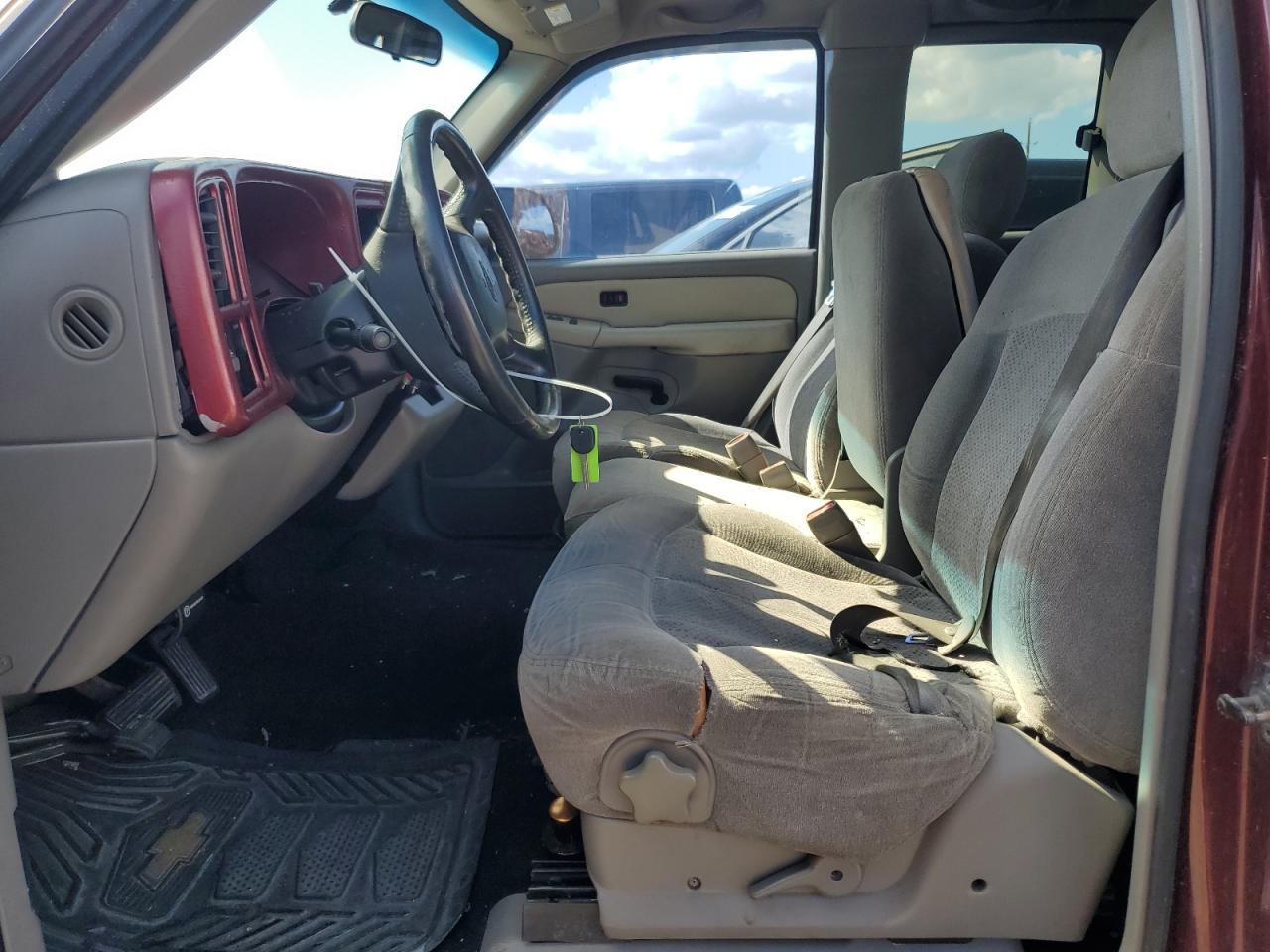 2000 Chevrolet Silverado C1500 VIN: 2GCEC19V6Y1214086 Lot: 54701045