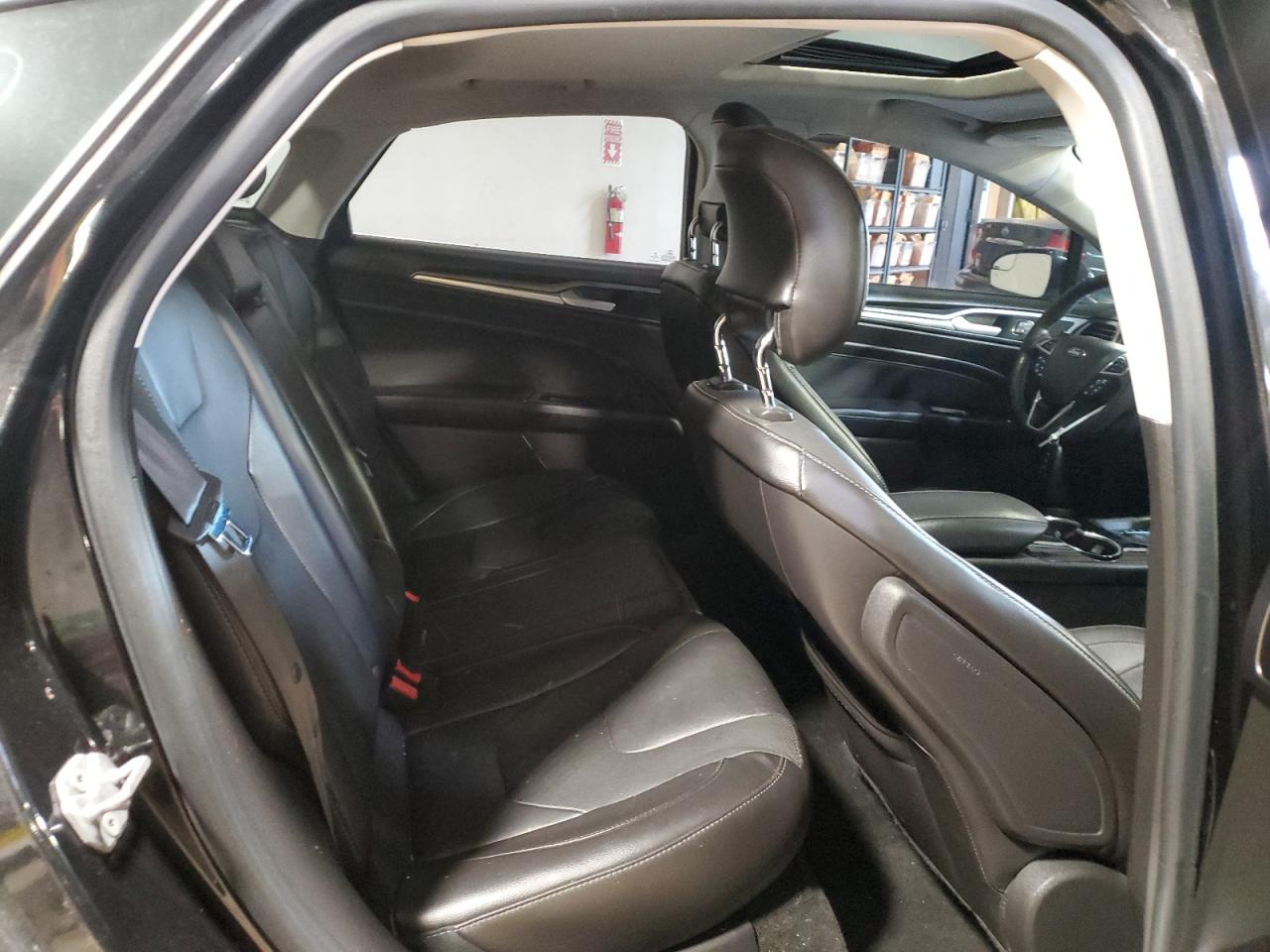 2014 Ford Fusion Titanium VIN: 3FA6P0D98ER250808 Lot: 58365165