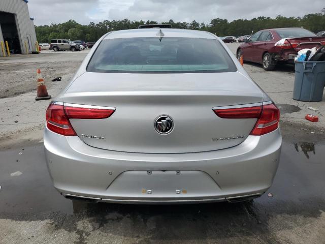  BUICK LACROSSE 2018 Srebrny