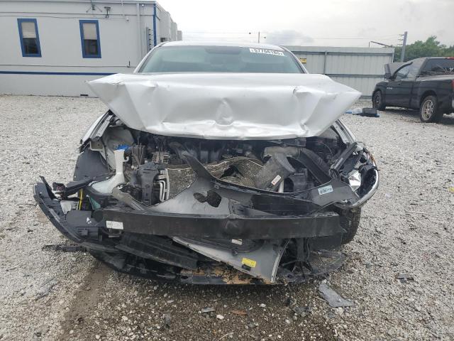  HYUNDAI ELANTRA 2018 Серебристый