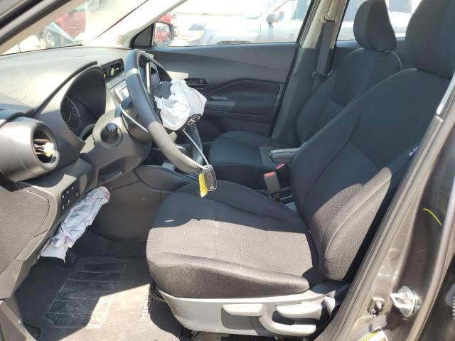  NISSAN KICKS 2024 Gray