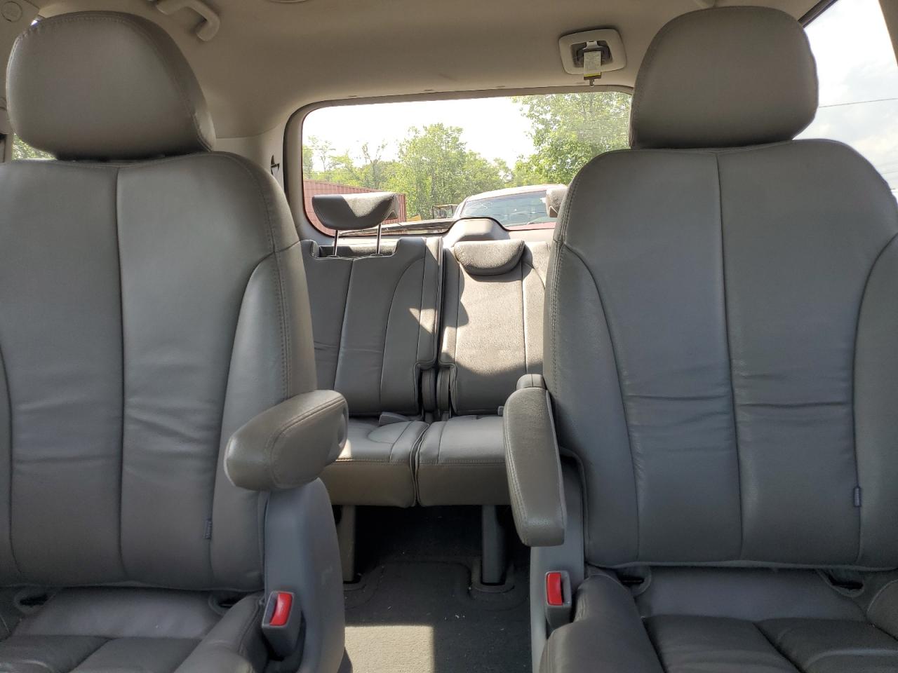 2011 Kia Sedona Ex VIN: KNDMH4C78B6382935 Lot: 57142135