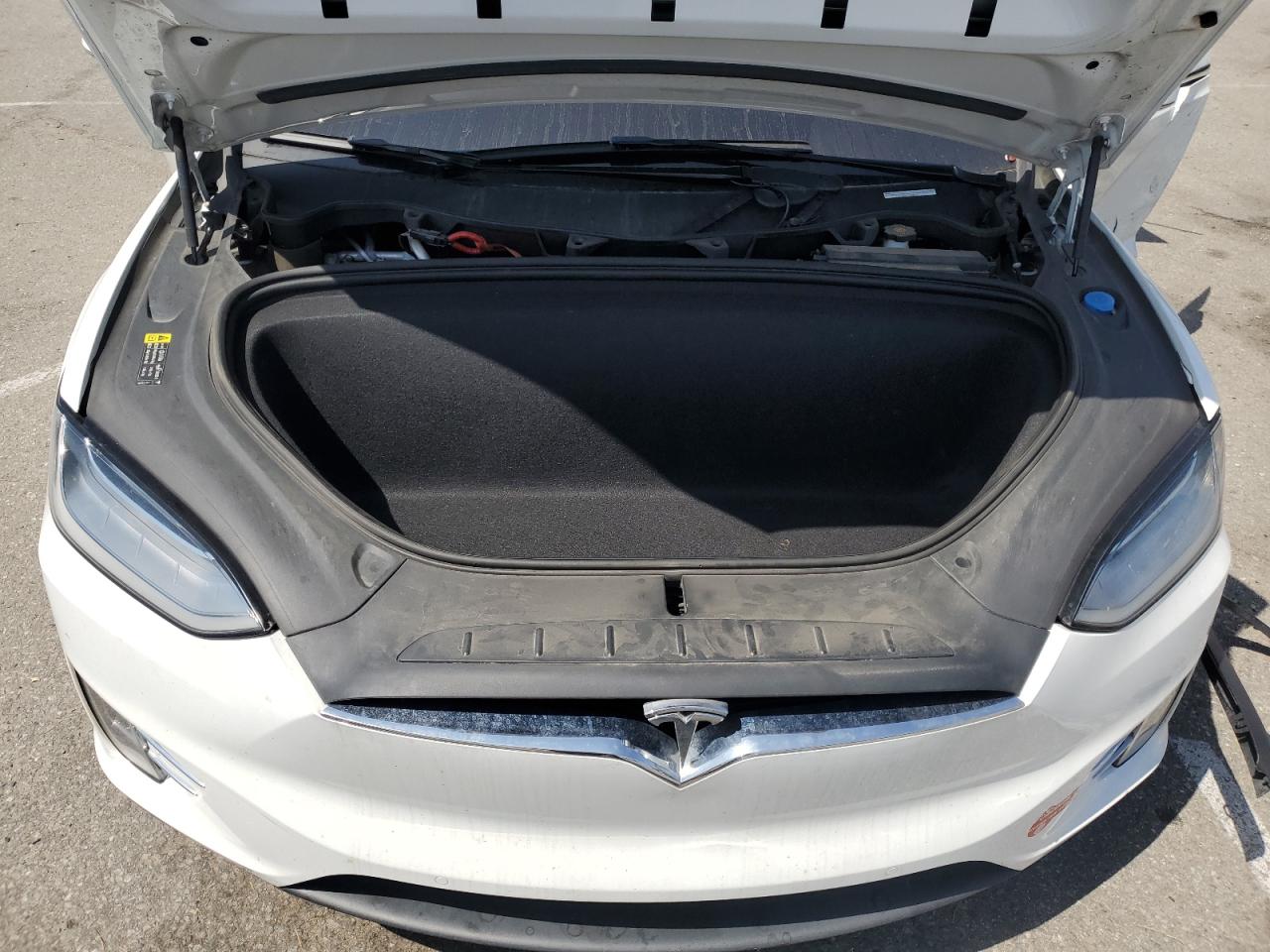 2017 Tesla Model X VIN: 5YJXCBE2XHF051384 Lot: 56881245