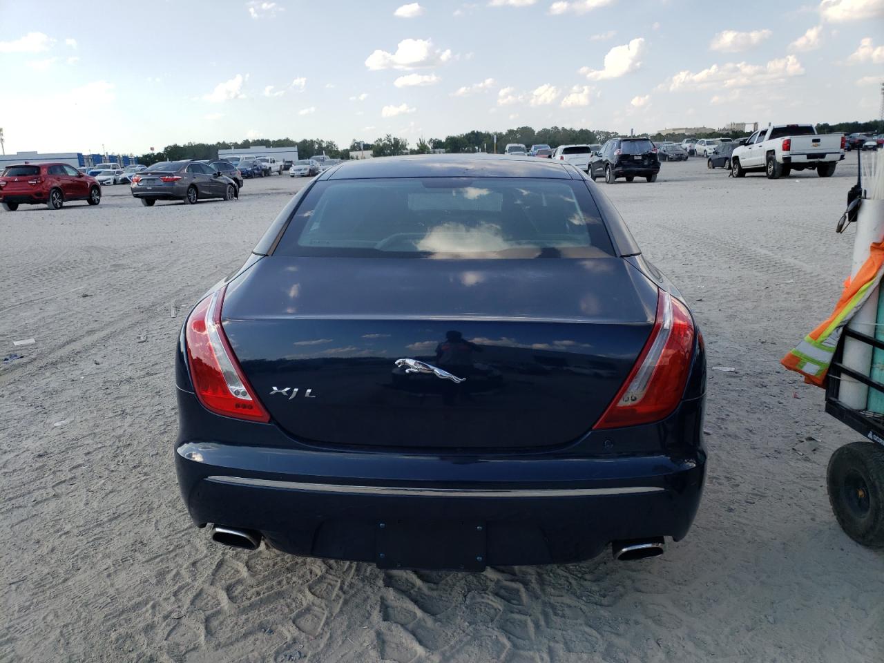 2011 Jaguar Xjl VIN: SAJWA2GB1BLV15134 Lot: 58037535